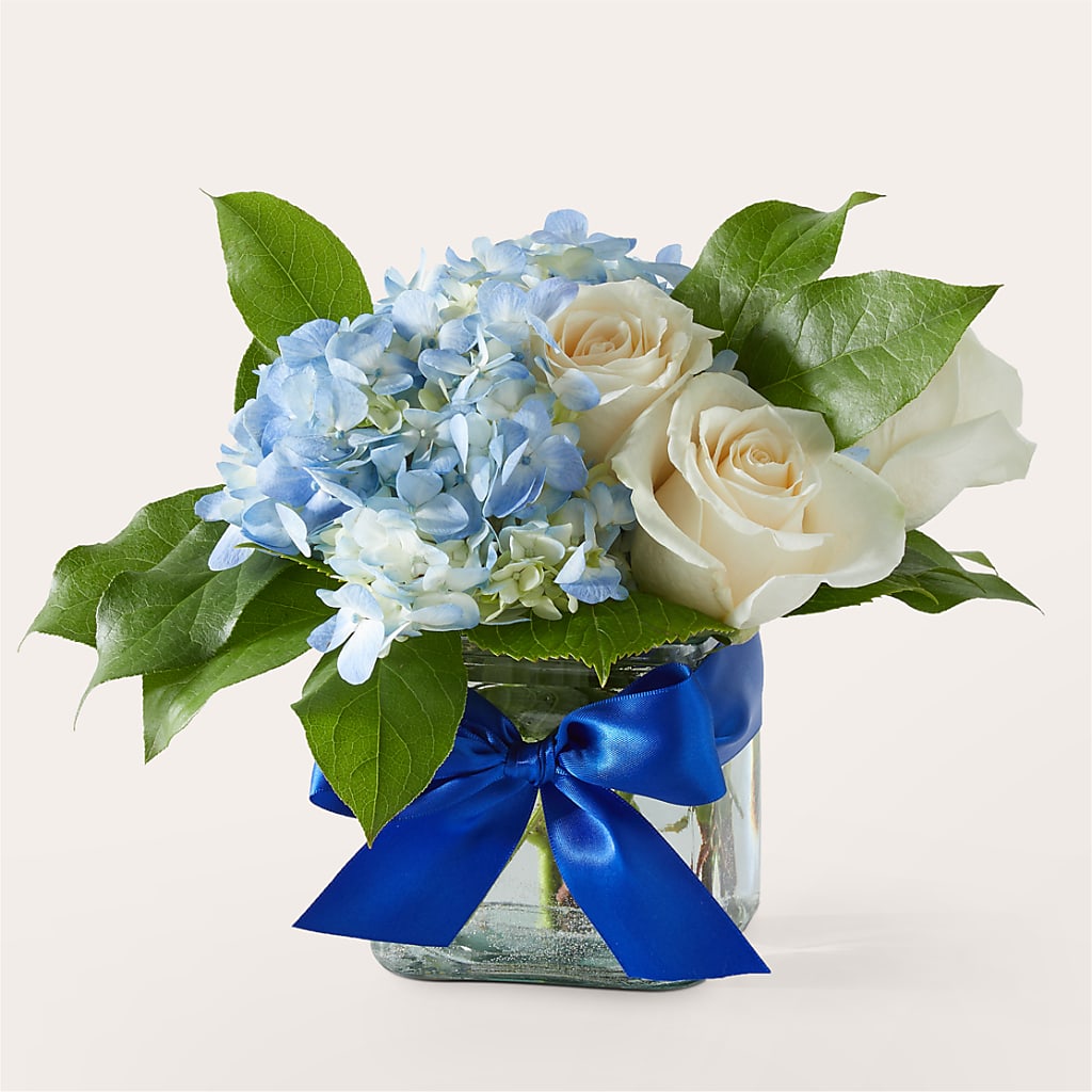 Sky Blue Delight Bouquet – My Sisters Garden, Higginsville MO