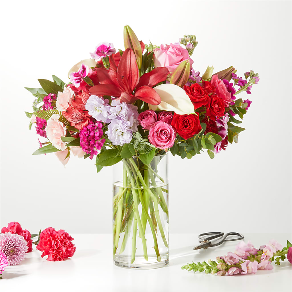 Swooning Over You - A Luxury Florist Original – My Sisters Garden, Higginsville MO