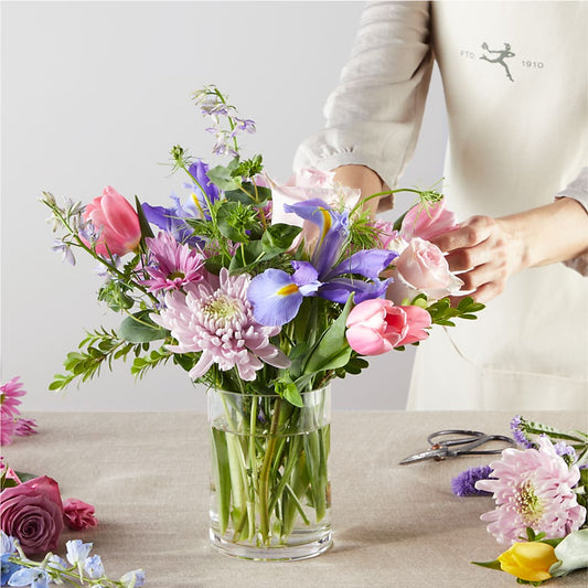 Pastel Tradition - A Florist Original – My Sisters Garden, Higginsville MO