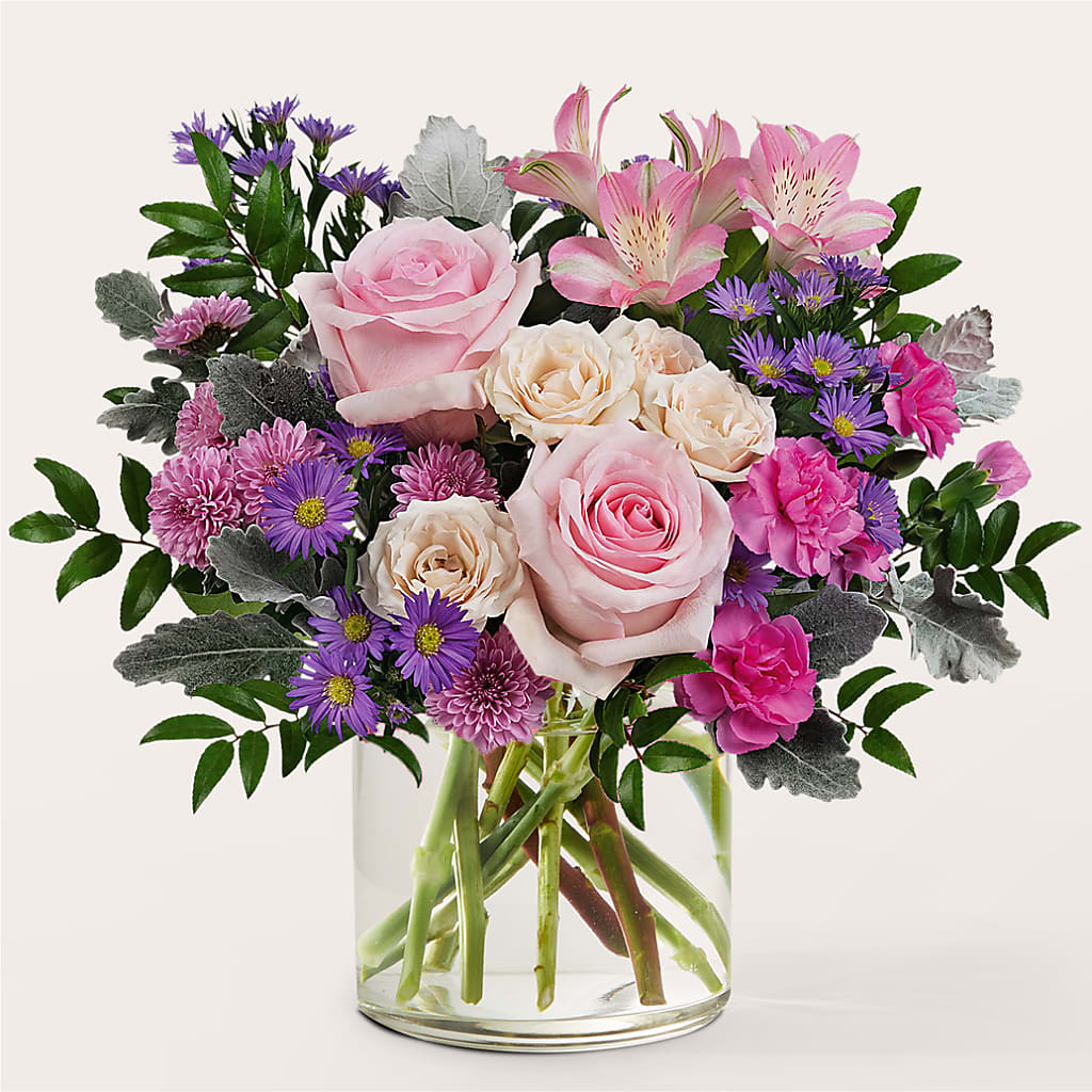 Light as a Feather Bouquet – My Sisters Garden, Higginsville MO