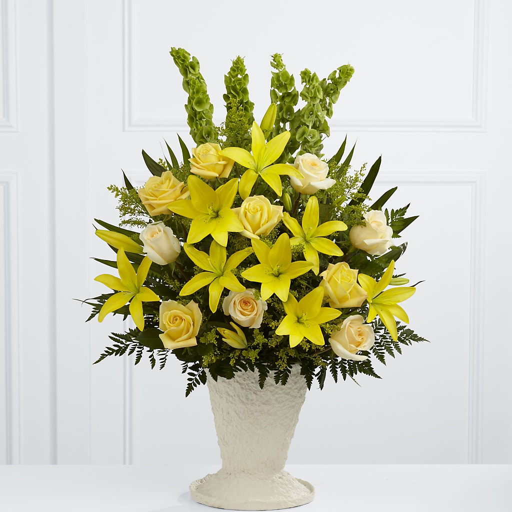 Golden Memories Arrangement – My Sisters Garden, Higginsville MO