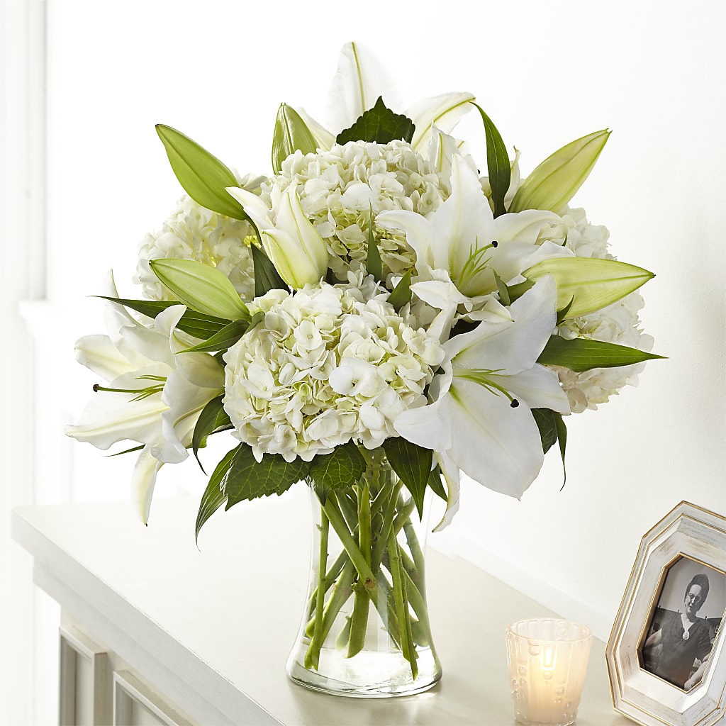 Compassionate Lily Bouquet – My Sisters Garden, Higginsville MO