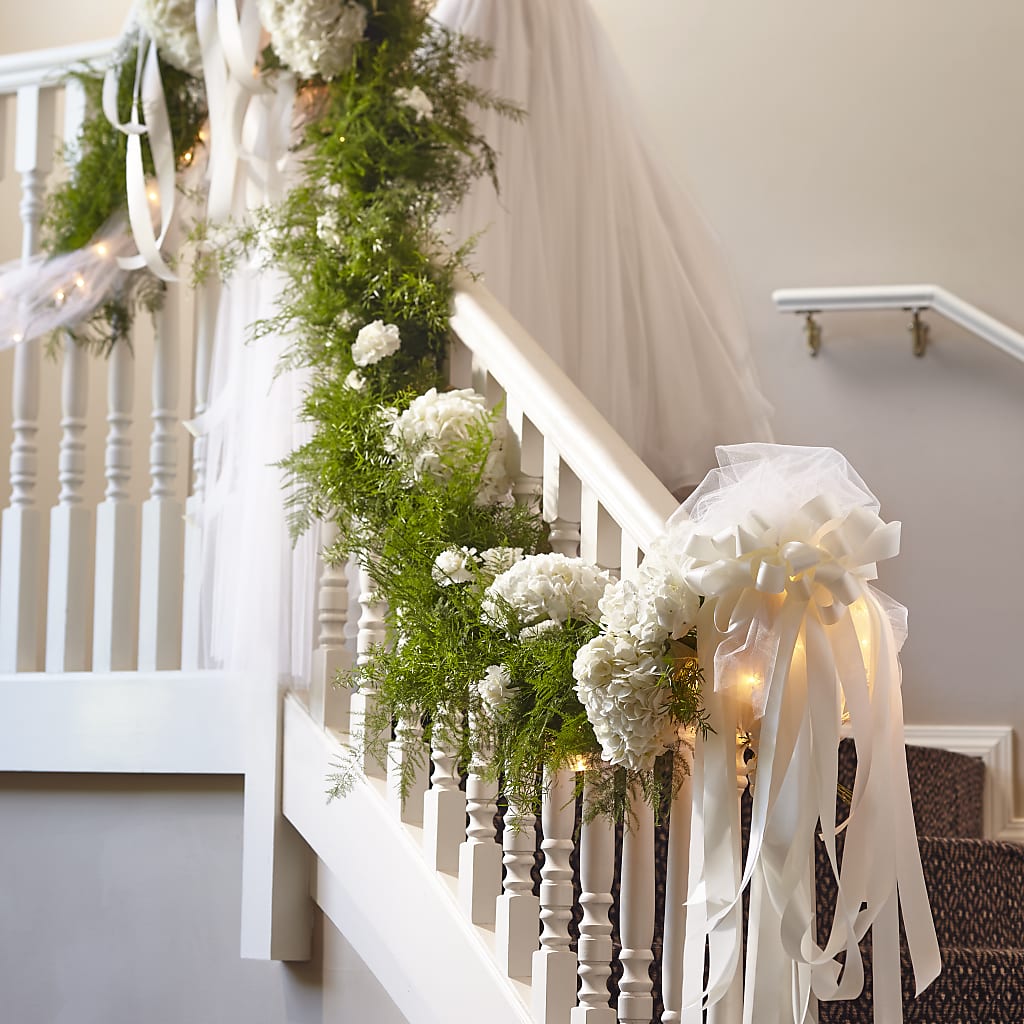 Champagne Dreams Garland – My Sisters Garden, Higginsville MO