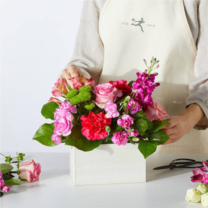 Sweetberry Box – A Florist Original –  My Sisters Garden, Higginsville MO