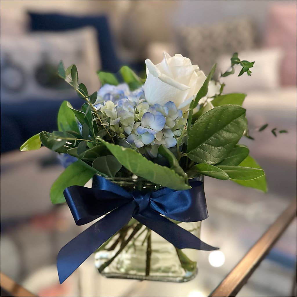 Sky Blue Delight Bouquet –  My Sisters Garden, Higginsville MO
