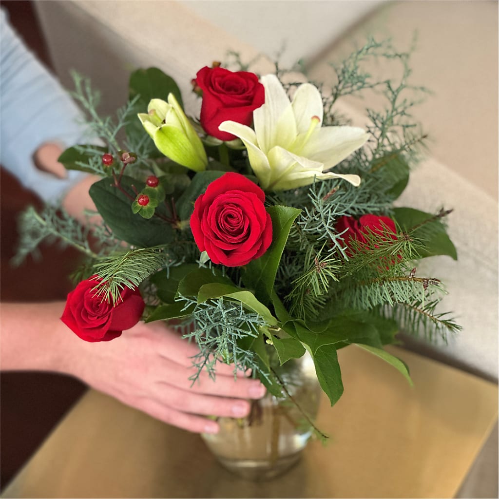 Glittering Lights Bouquet –  My Sisters Garden, Higginsville MO