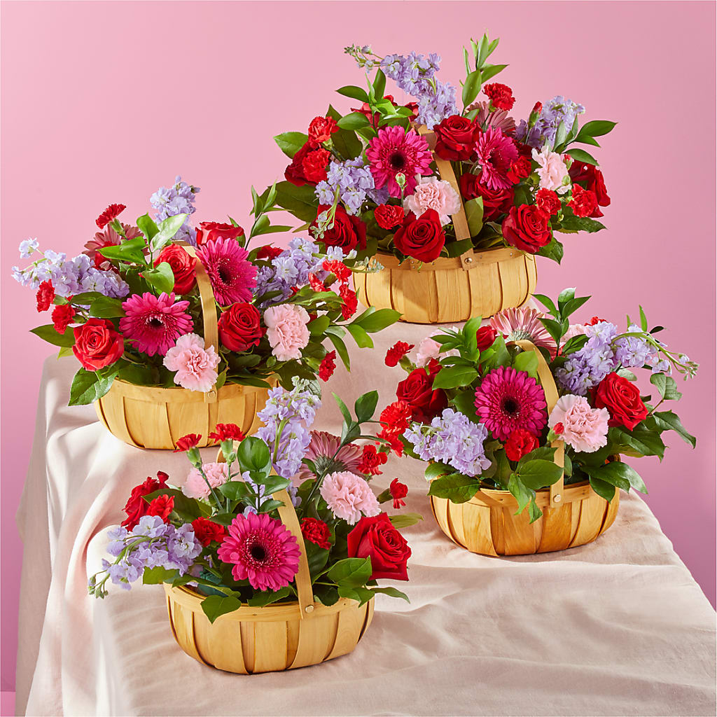 Pink Picnic Basket –  My Sisters Garden, Higginsville MO