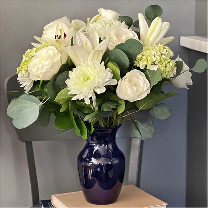 Snowy Dreams Bouquet –  My Sisters Garden, Higginsville MO