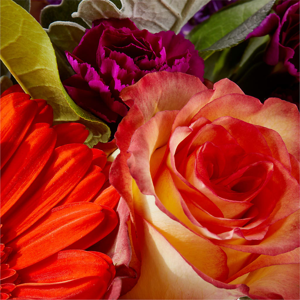 Sangria Bouquet –  My Sisters Garden, Higginsville MO
