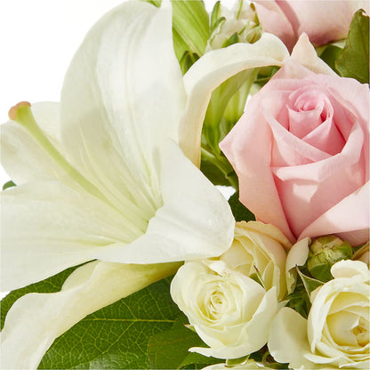 Kindhearted Bouquet –  My Sisters Garden, Higginsville MO