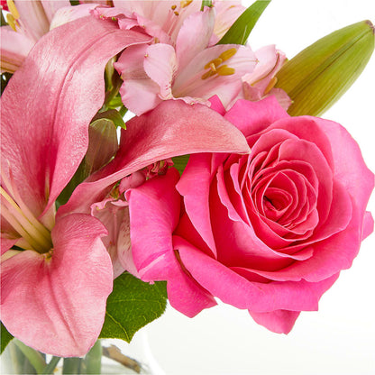 Lots of Love Bouquet –  My Sisters Garden, Higginsville MO
