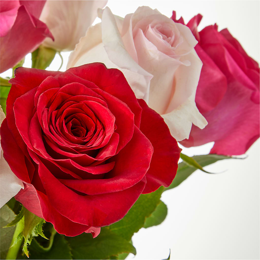 Charming Rose Bouquet –  My Sisters Garden, Higginsville MO
