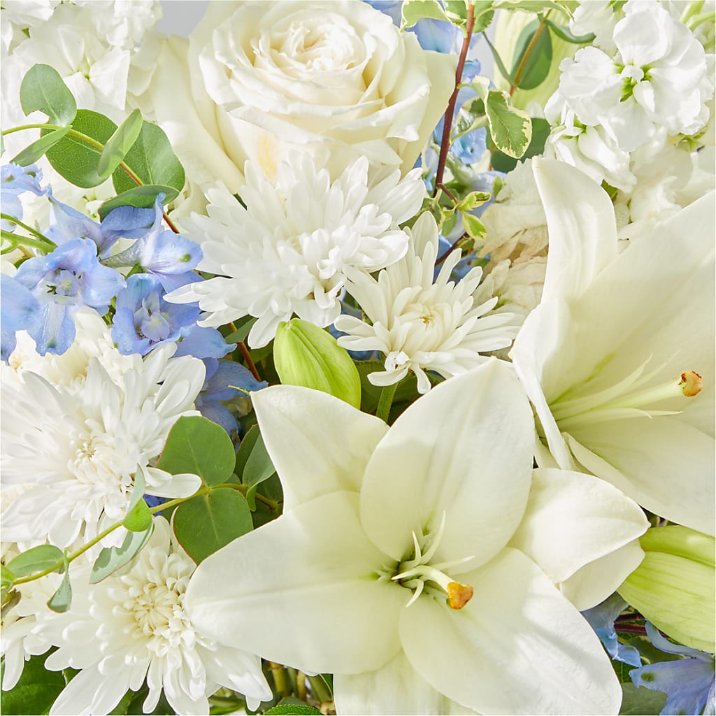 Peace of Mind Bouquet –  My Sisters Garden, Higginsville MO