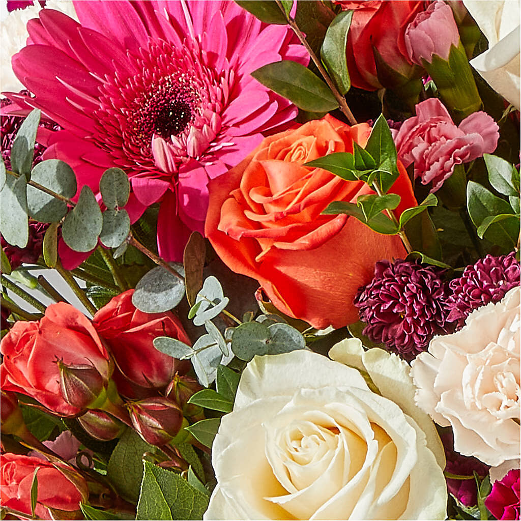 Smell the Roses Bouquet –  My Sisters Garden, Higginsville MO