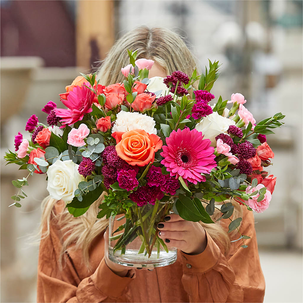 Smell the Roses Bouquet –  My Sisters Garden, Higginsville MO