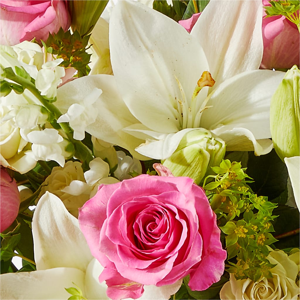 Fondly Bouquet –  My Sisters Garden, Higginsville MO