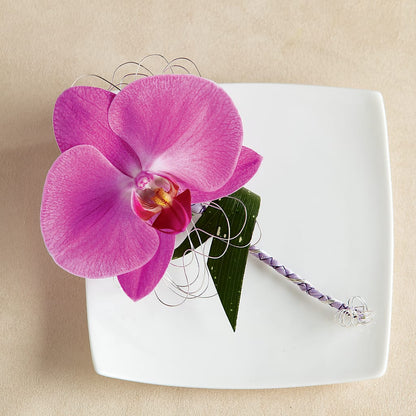 Glorious Boutonniere –  My Sisters Garden, Higginsville MO
